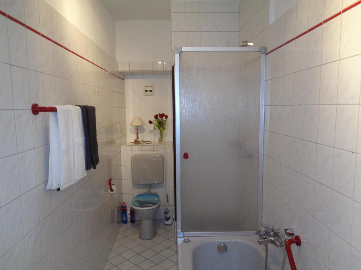 בראונברג Ferienwohnung Altes Pfarrhaus Mit Flair Und Moselblick מראה חיצוני תמונה